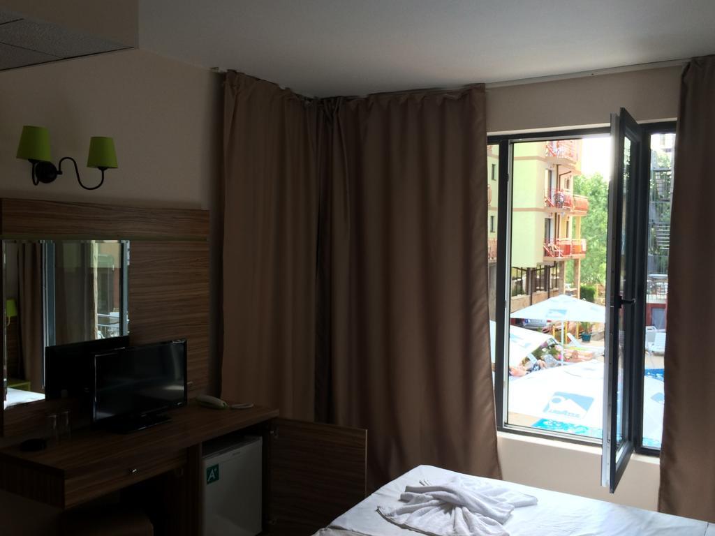 Tm Deluxe Hotel Sunny Beach Exterior foto
